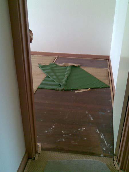 Bedroom before renovations